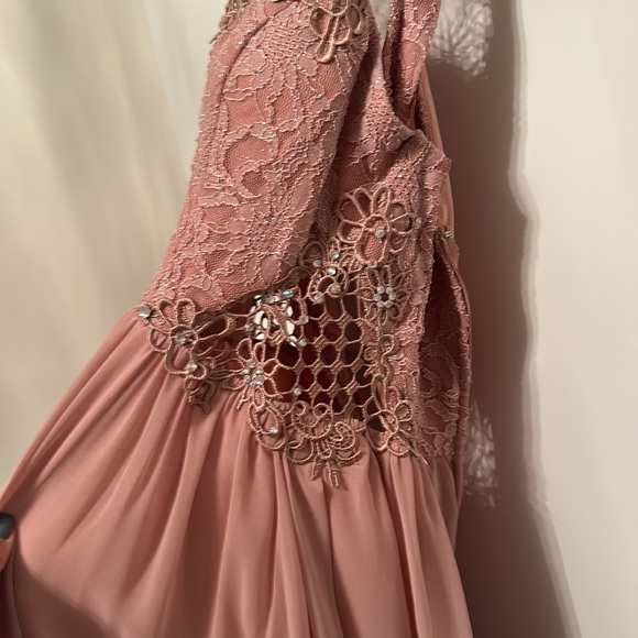 Long pink dress - Picture 2 of 3